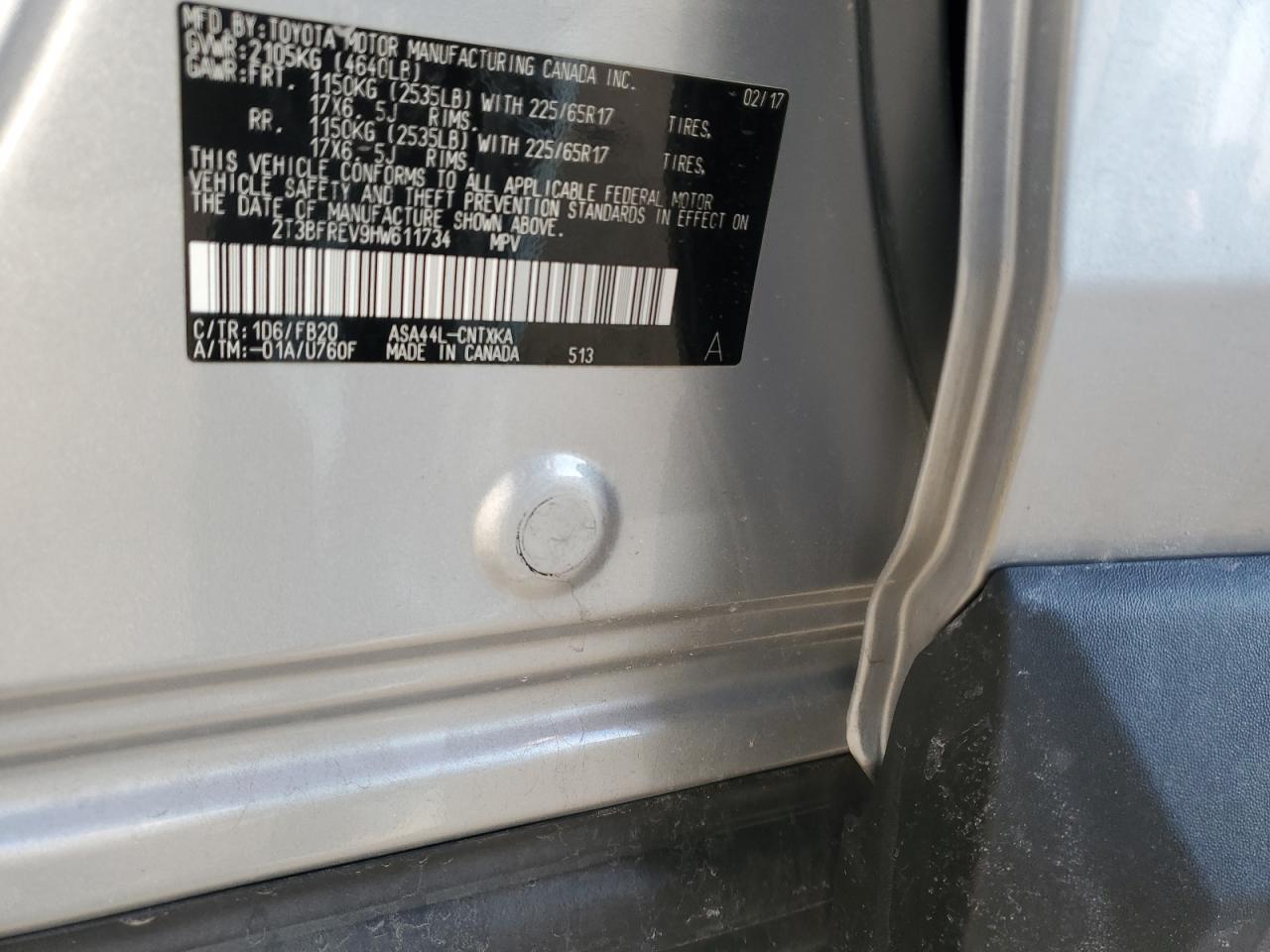 2017 Toyota RAV 4 - Image 12