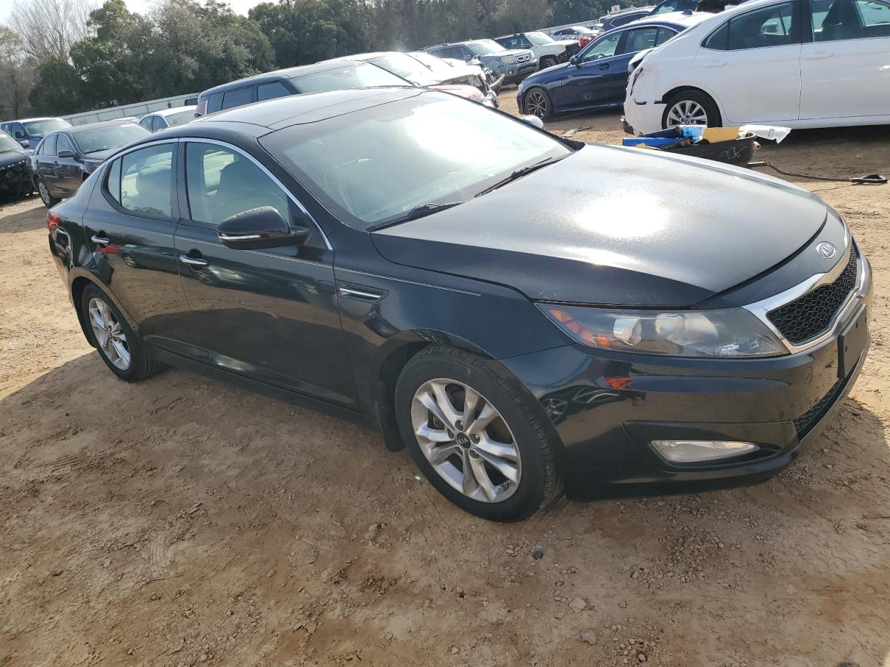 2011 Kia Optima - Image 4