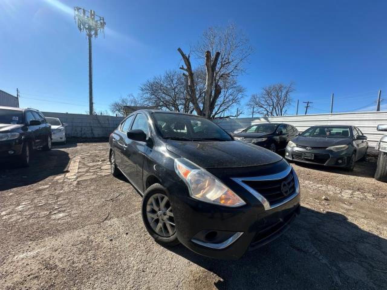 VIN 3N1CN7AP6HL867665 2017 NISSAN VERSA no.1