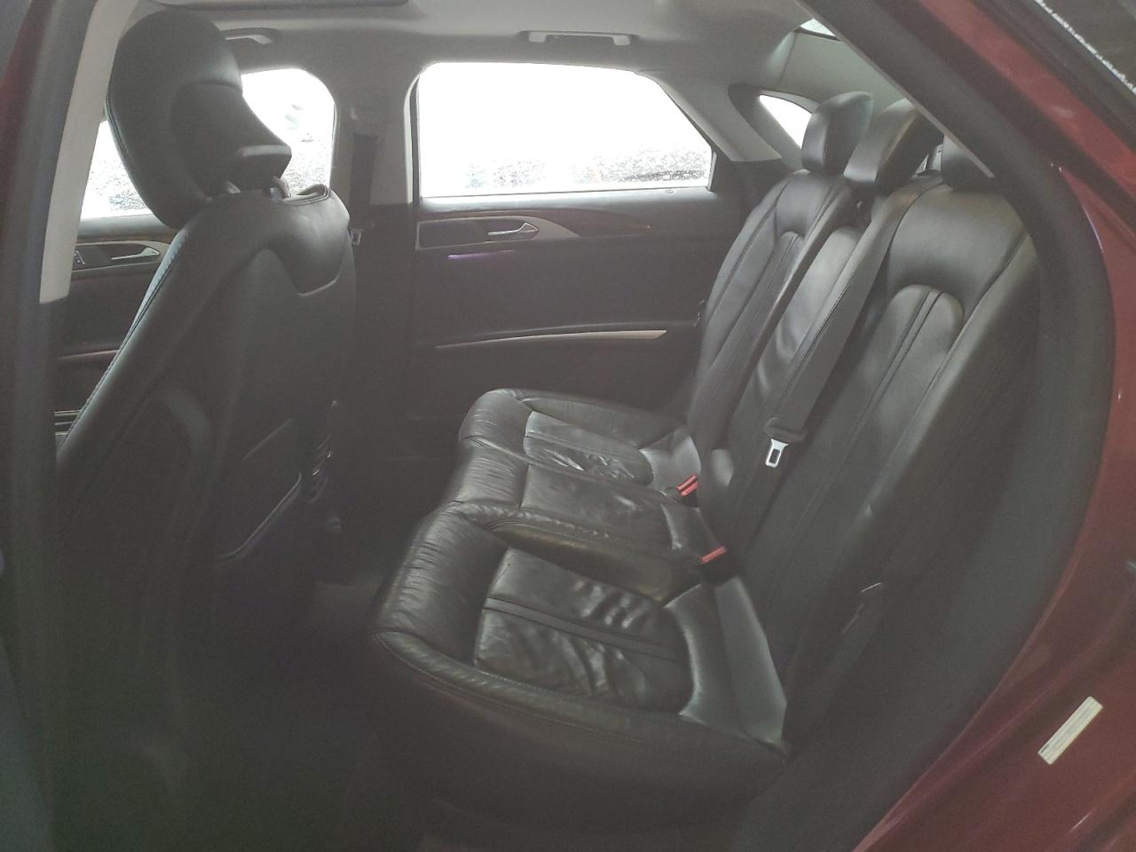 2013 Lincoln MKZ - Image 10
