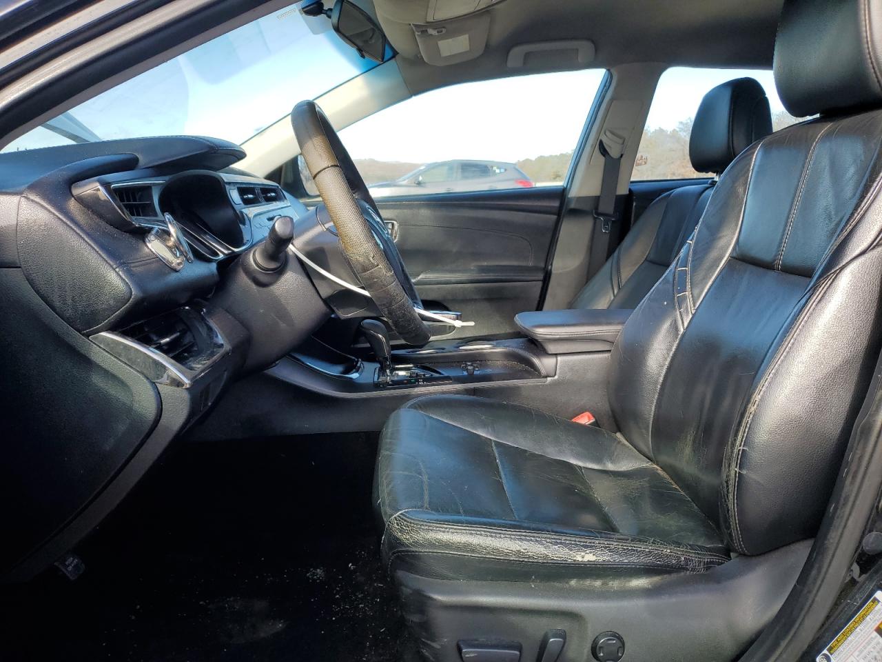 2013 Toyota Avalon - Image 7