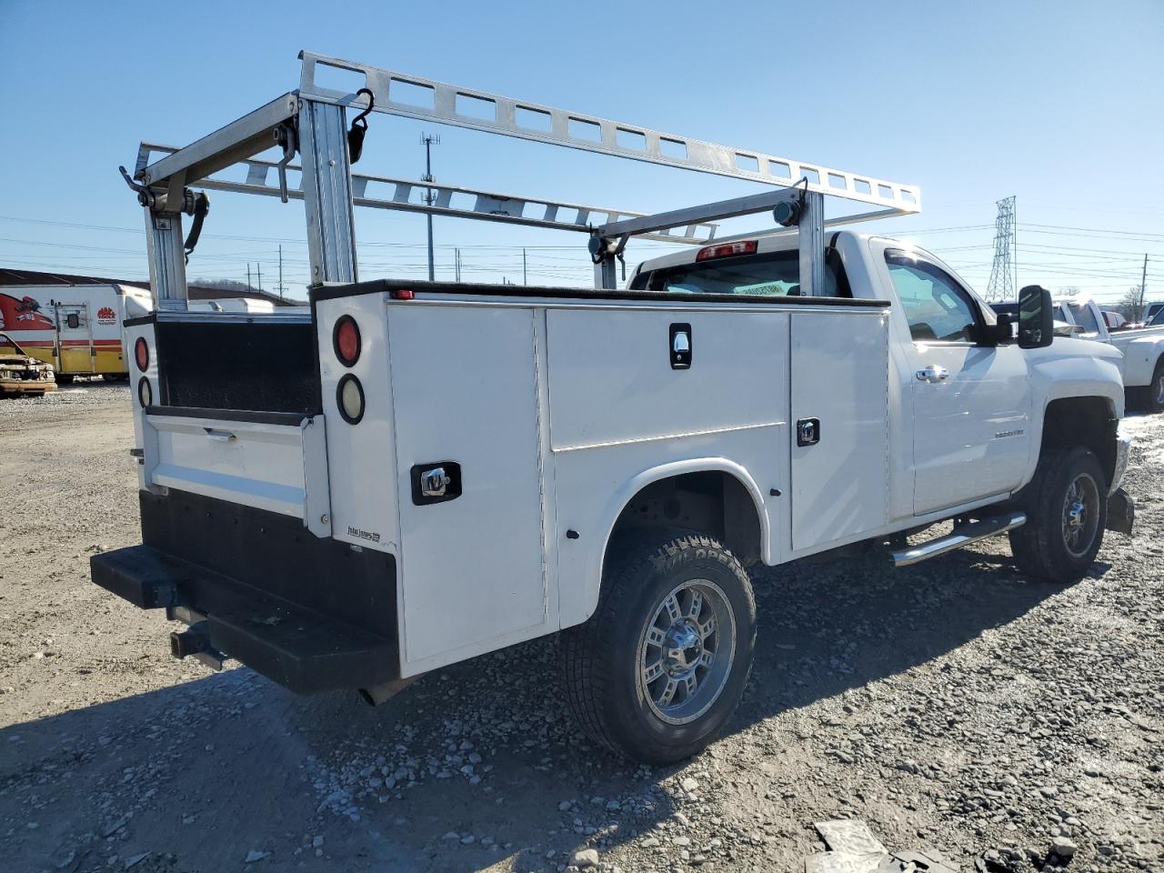 2016 Chevrolet Silverado - Image 3