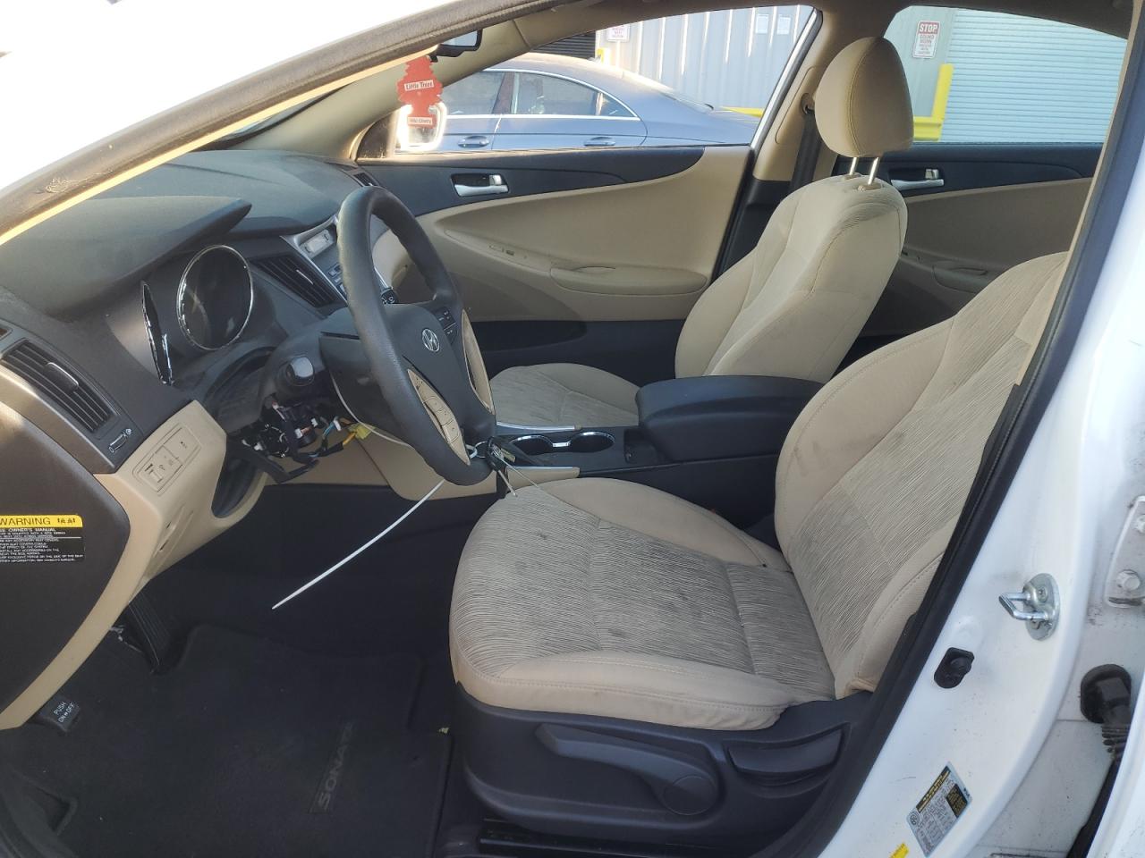 2013 Hyundai Sonata - Image 7