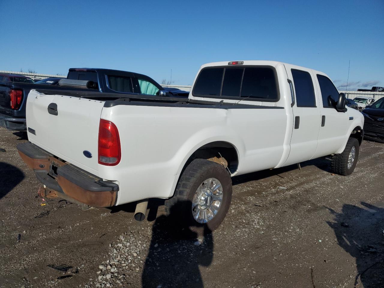 2006 Ford F250 - Image 3