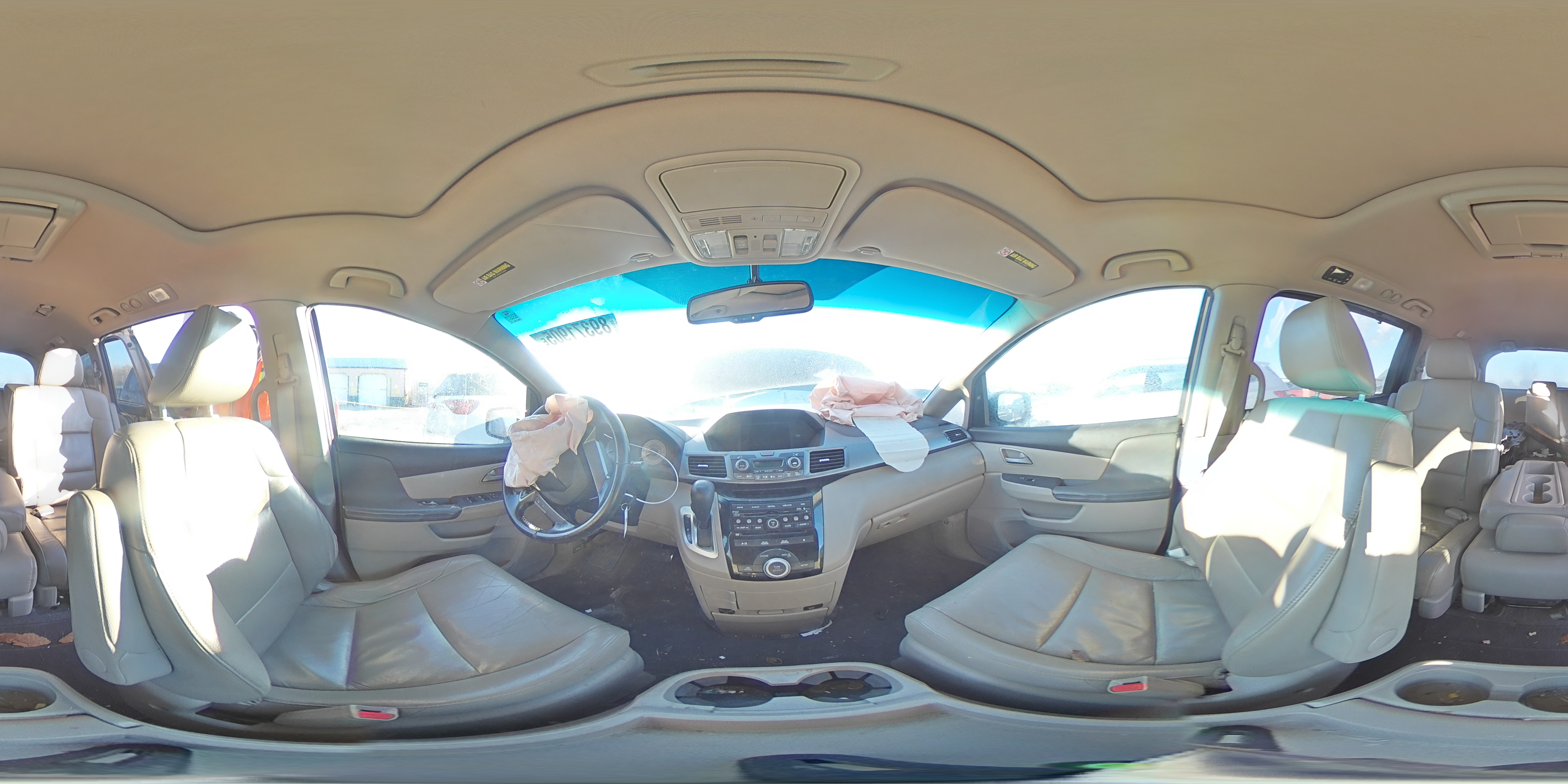 2011 Honda Odyssey - Image 12