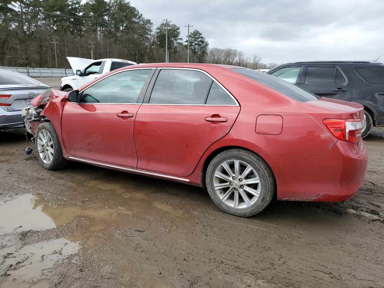 2014 Toyota Camry - Image 2
