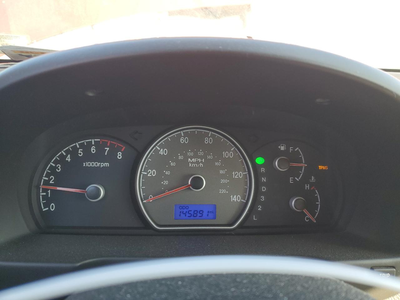2008 Hyundai Elantra - Image 9