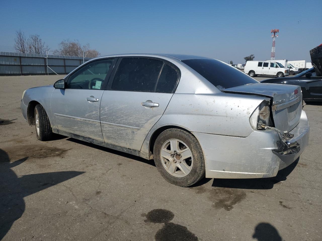 2004 Chevrolet Malibu - Image 2