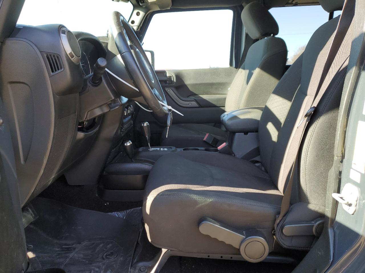 2017 Jeep Wrangler - Image 7