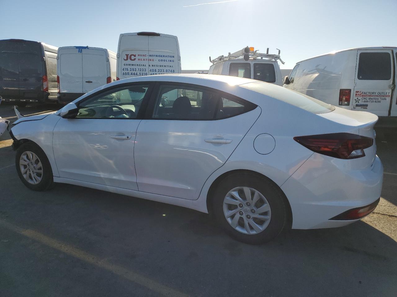 2019 Hyundai Elantra - Image 2
