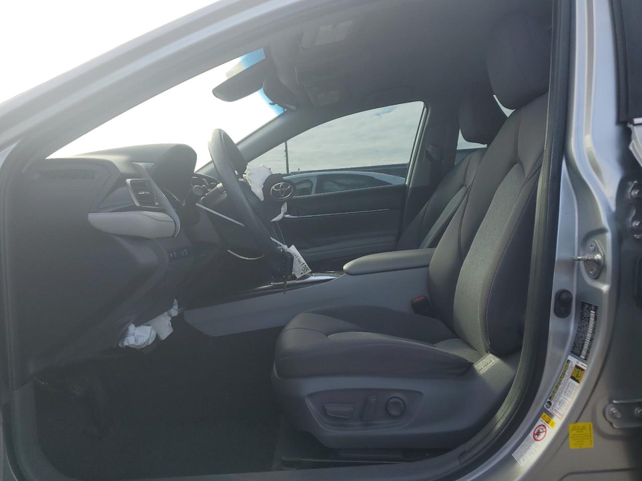 2019 Toyota Camry - Image 7