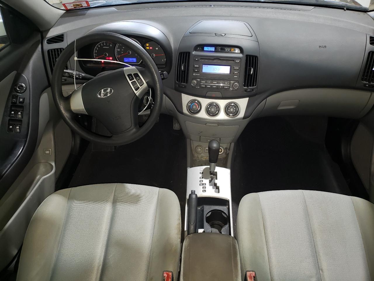 2009 Hyundai Elantra - Image 8