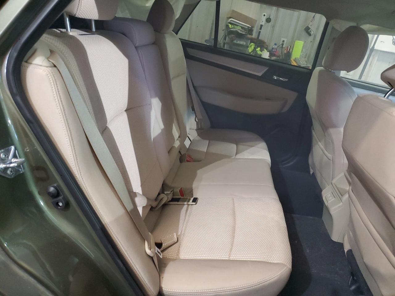 2019 Subaru Outback - Image 11