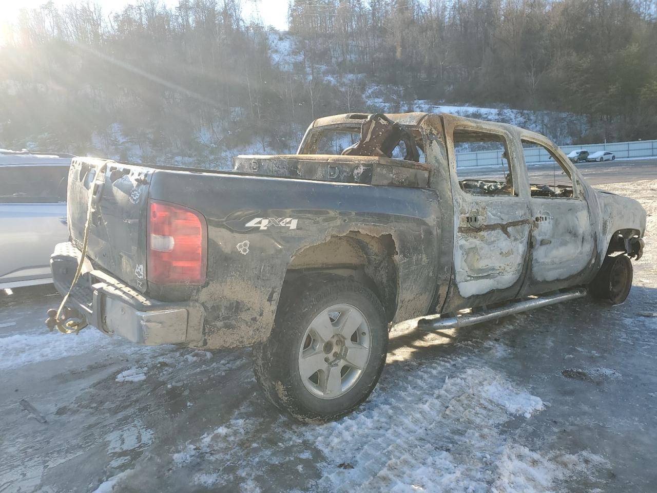 2007 Chevrolet Silverado - Image 3