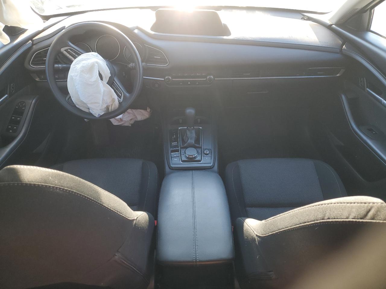 2023 Mazda CX-30 - Image 8