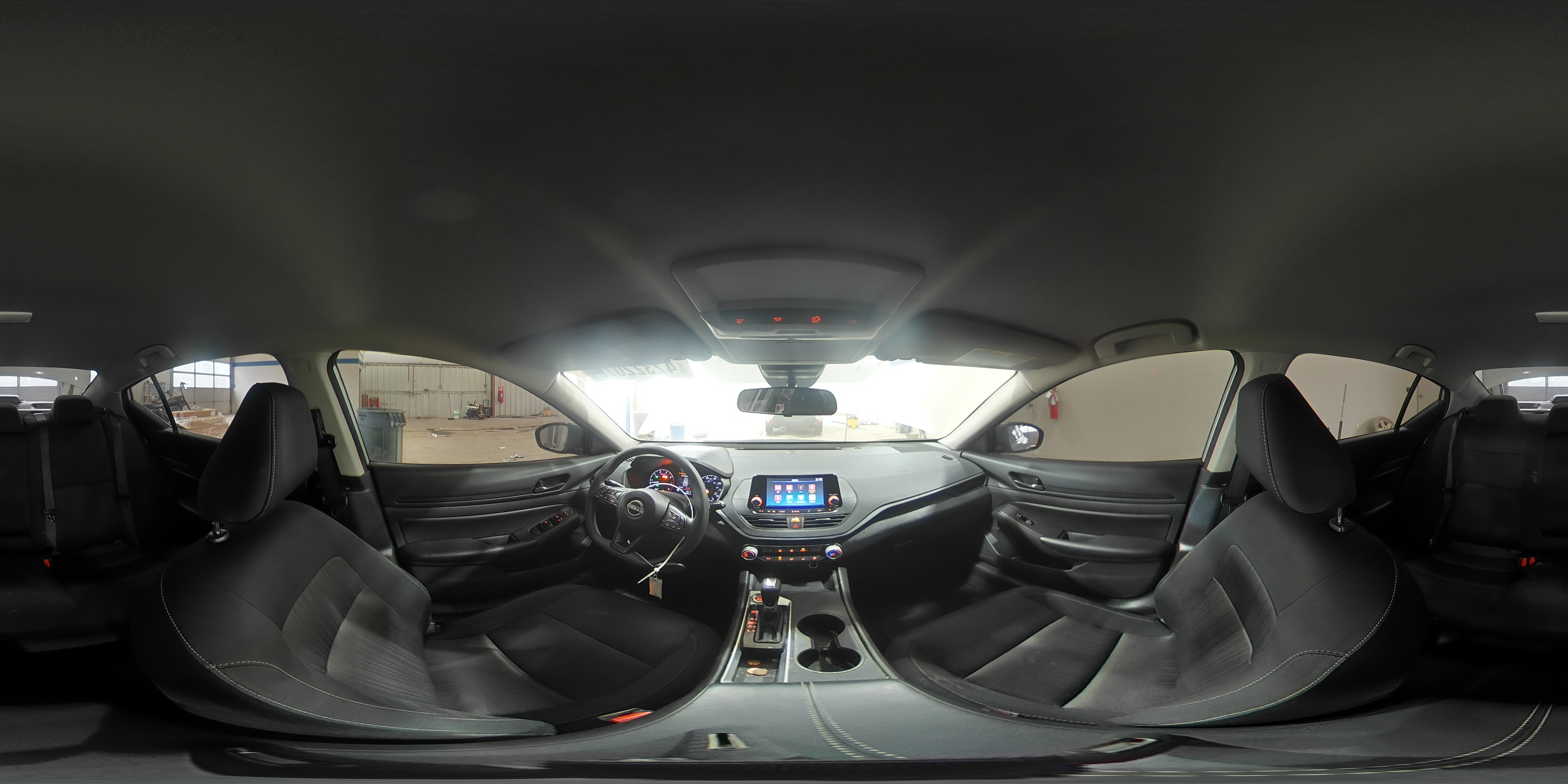 2024 Nissan Altima - Image 12