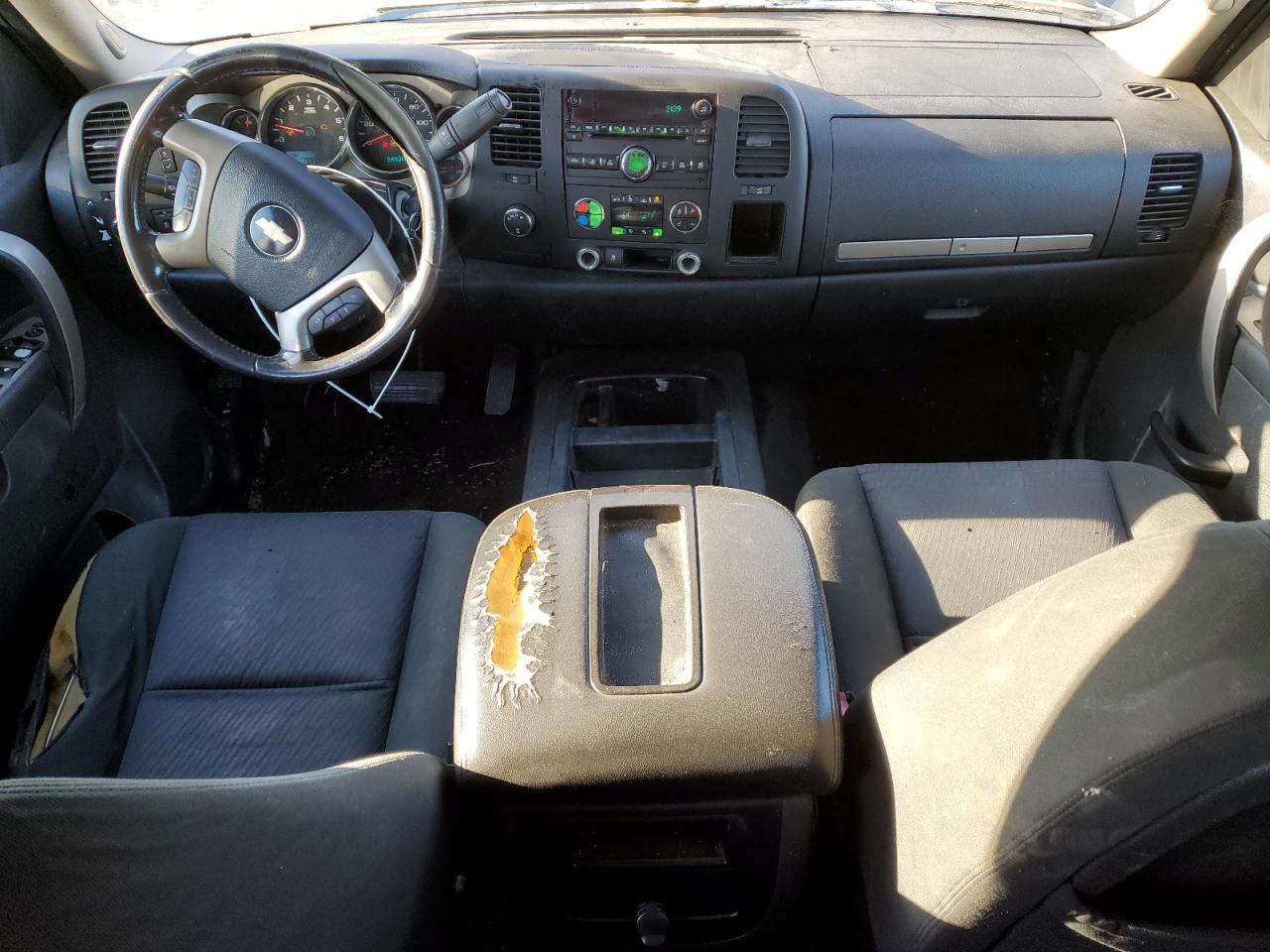 2010 Chevrolet Silverado - Image 8