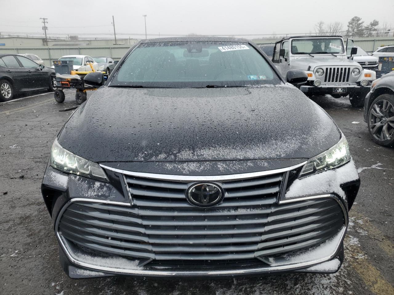 2020 Toyota Avalon - Image 5