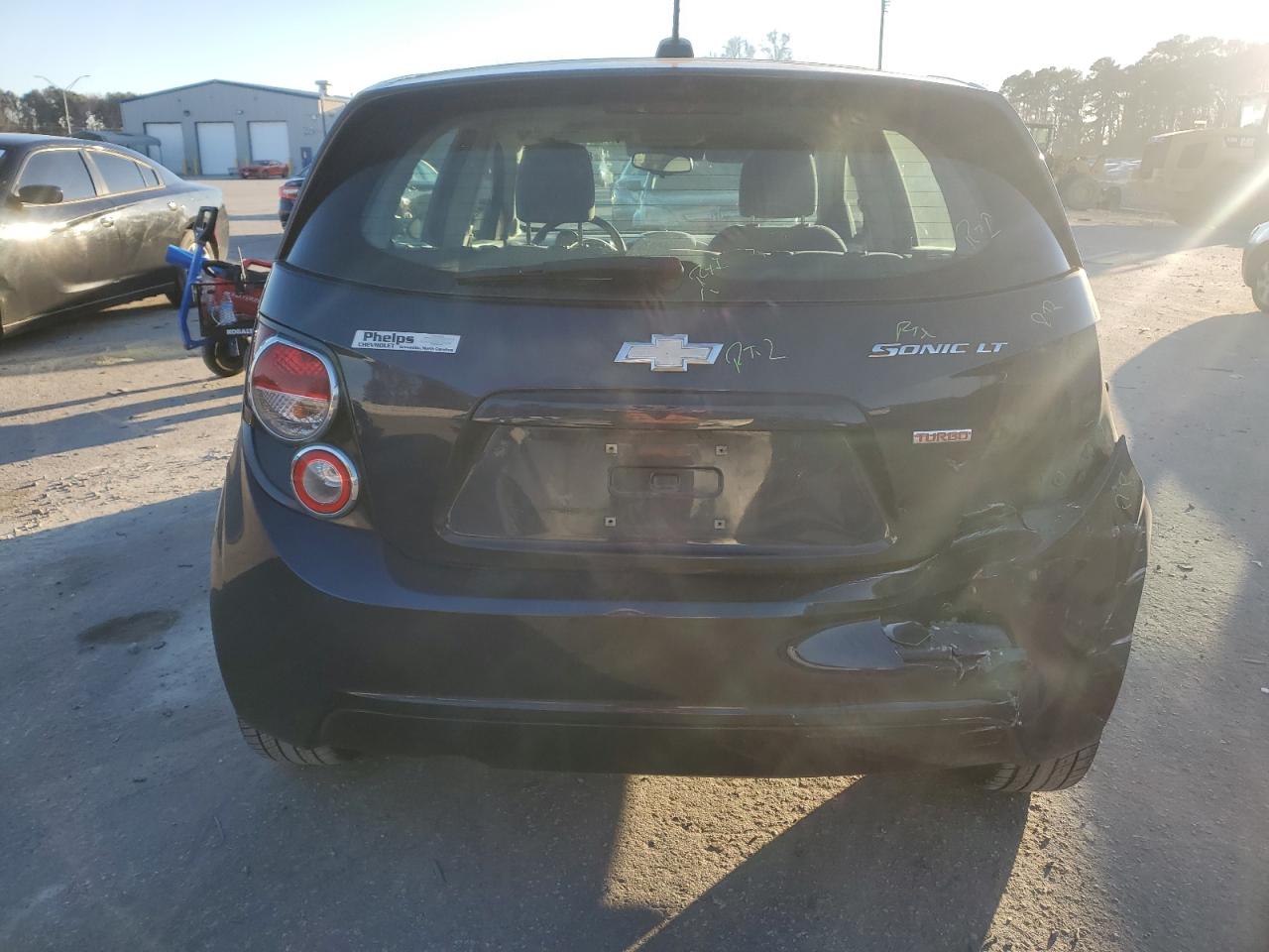 VIN 1G1JC6SB2G4167064 2016 CHEVROLET SONIC no.6