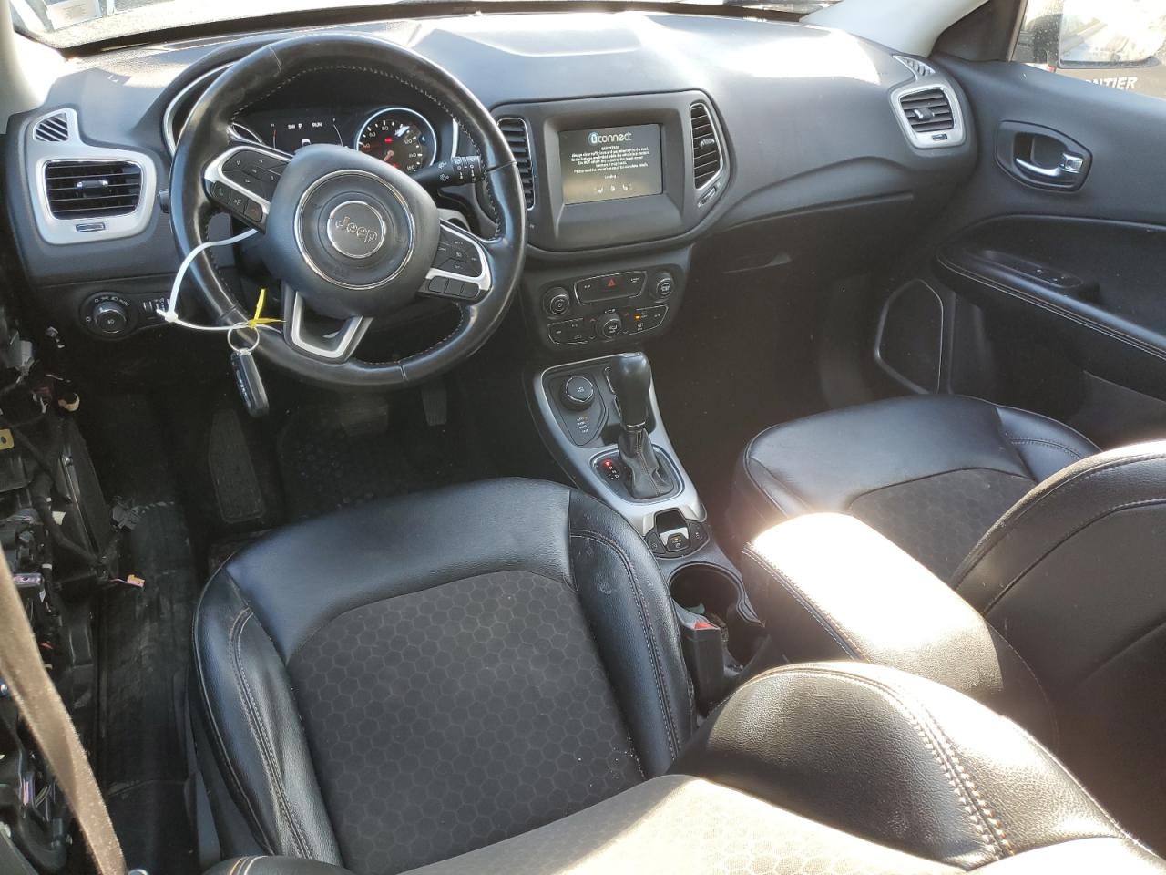 2020 Jeep Compass - Image 8