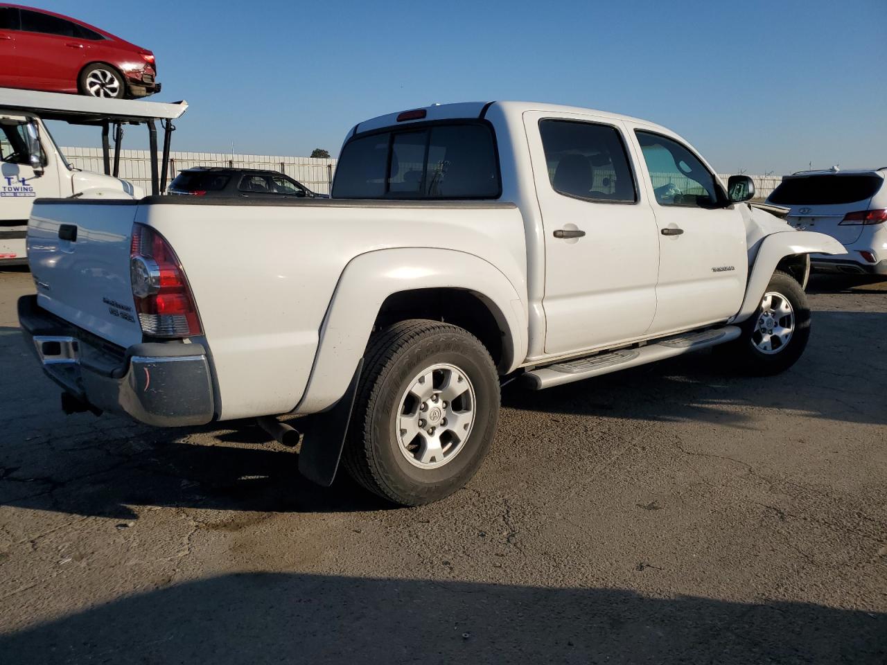2010 Toyota Tacoma - Image 3