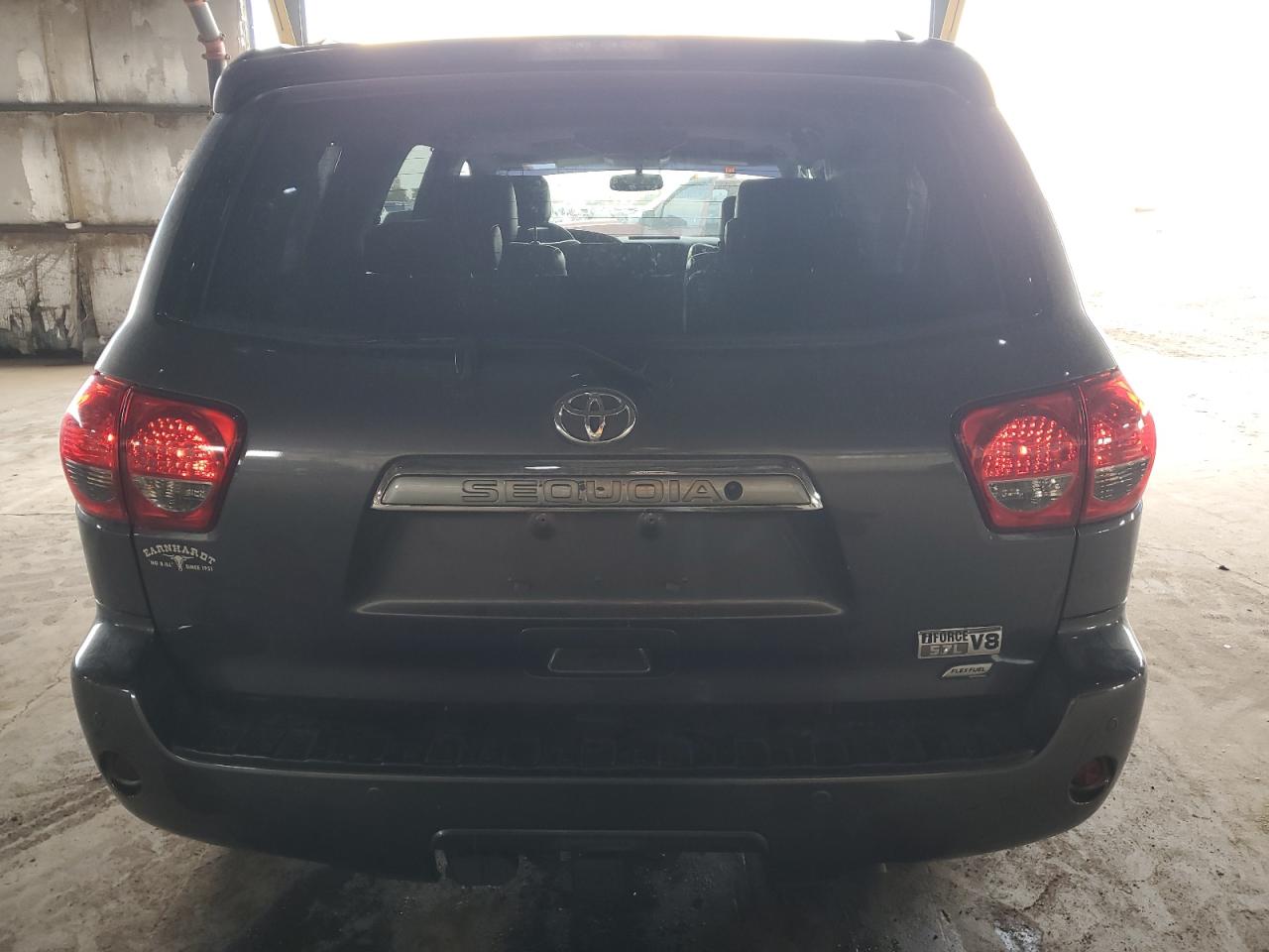 2014 Toyota Sequoia - Image 6