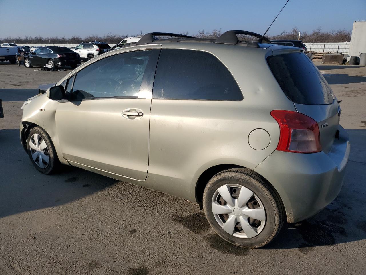 2008 Toyota Yaris - Image 2