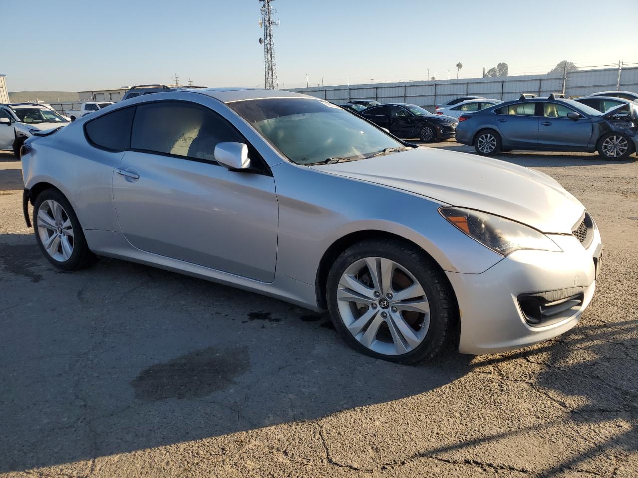 2010 Hyundai Genesis - Image 4
