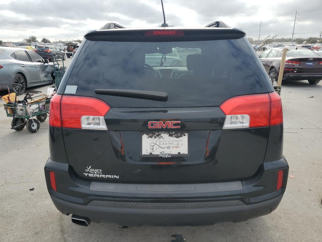 2017 GMC Terrain - Image 6