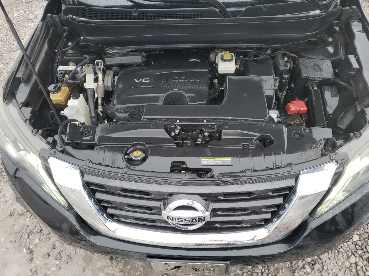 2017 Nissan Pathfinder - Image 12