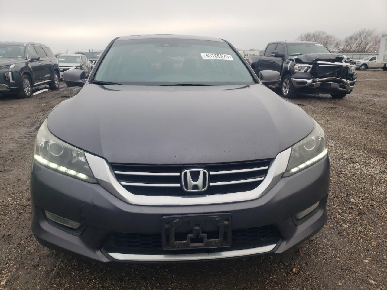 2013 Honda Accord - Image 5