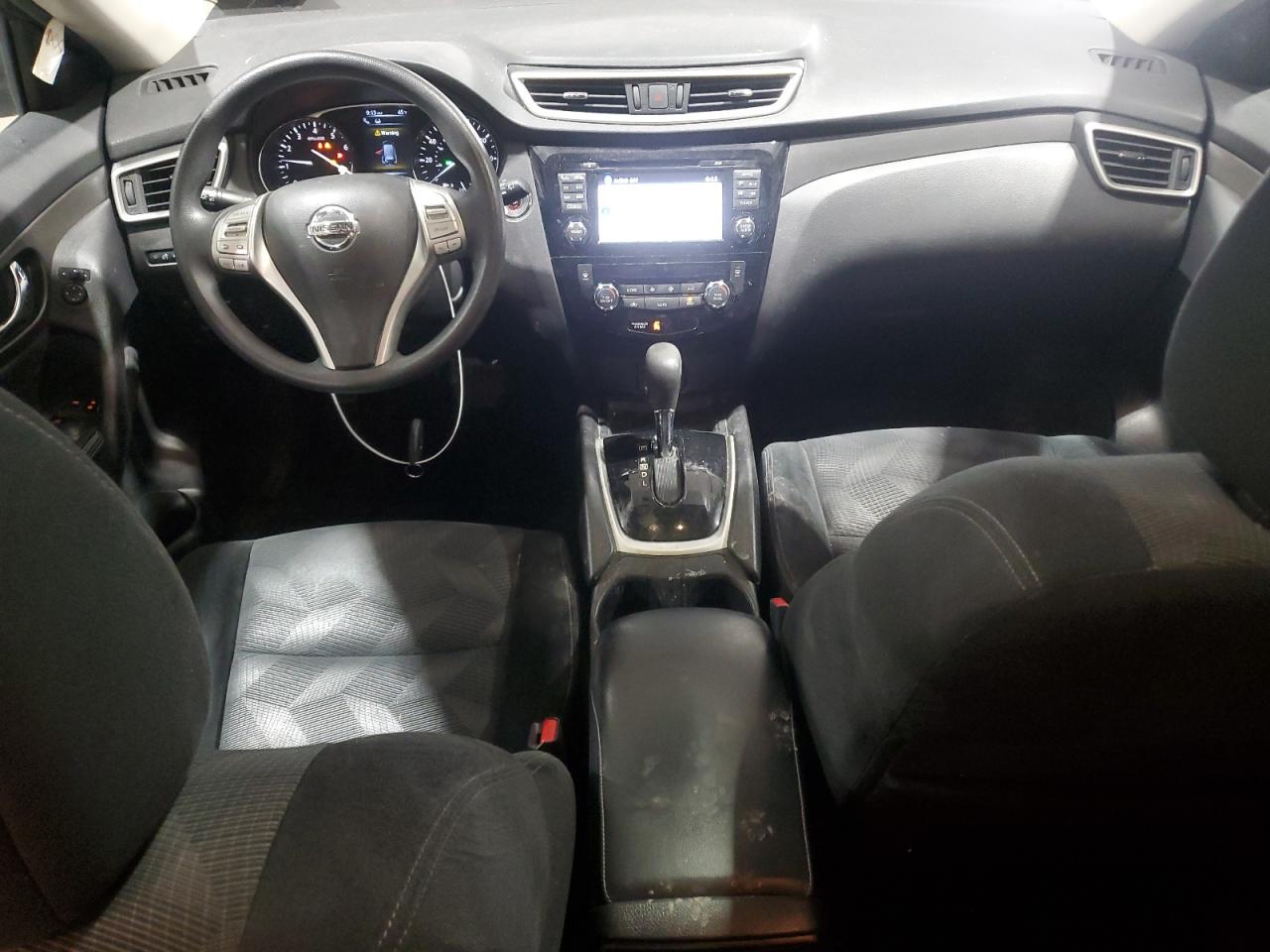2015 Nissan Rogue - Image 8