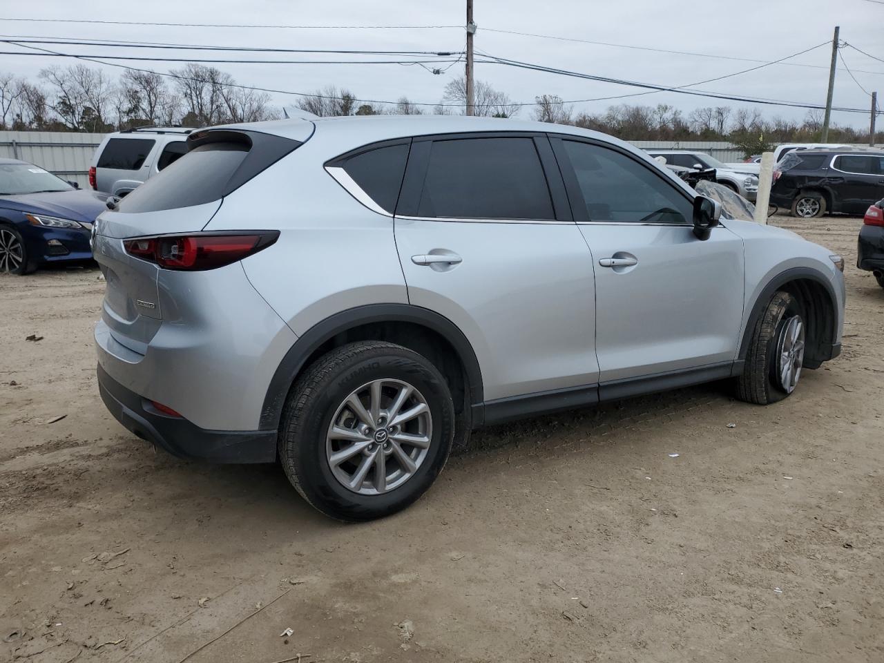 2023 Mazda CX-5 - Image 3