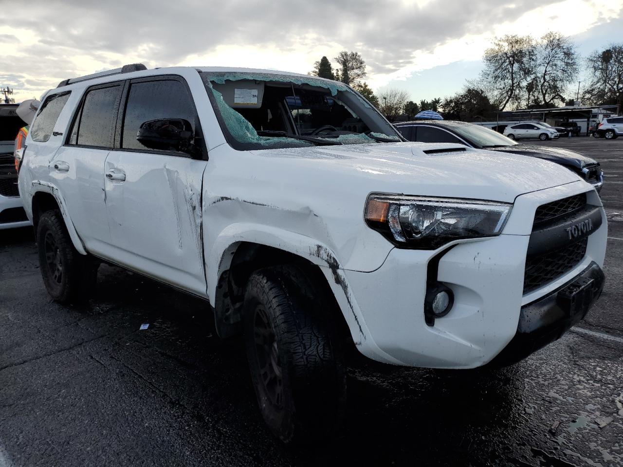 2018 Toyota 4Runner - Image 4