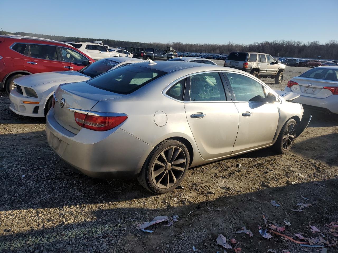 2014 Buick Verano - Image 3