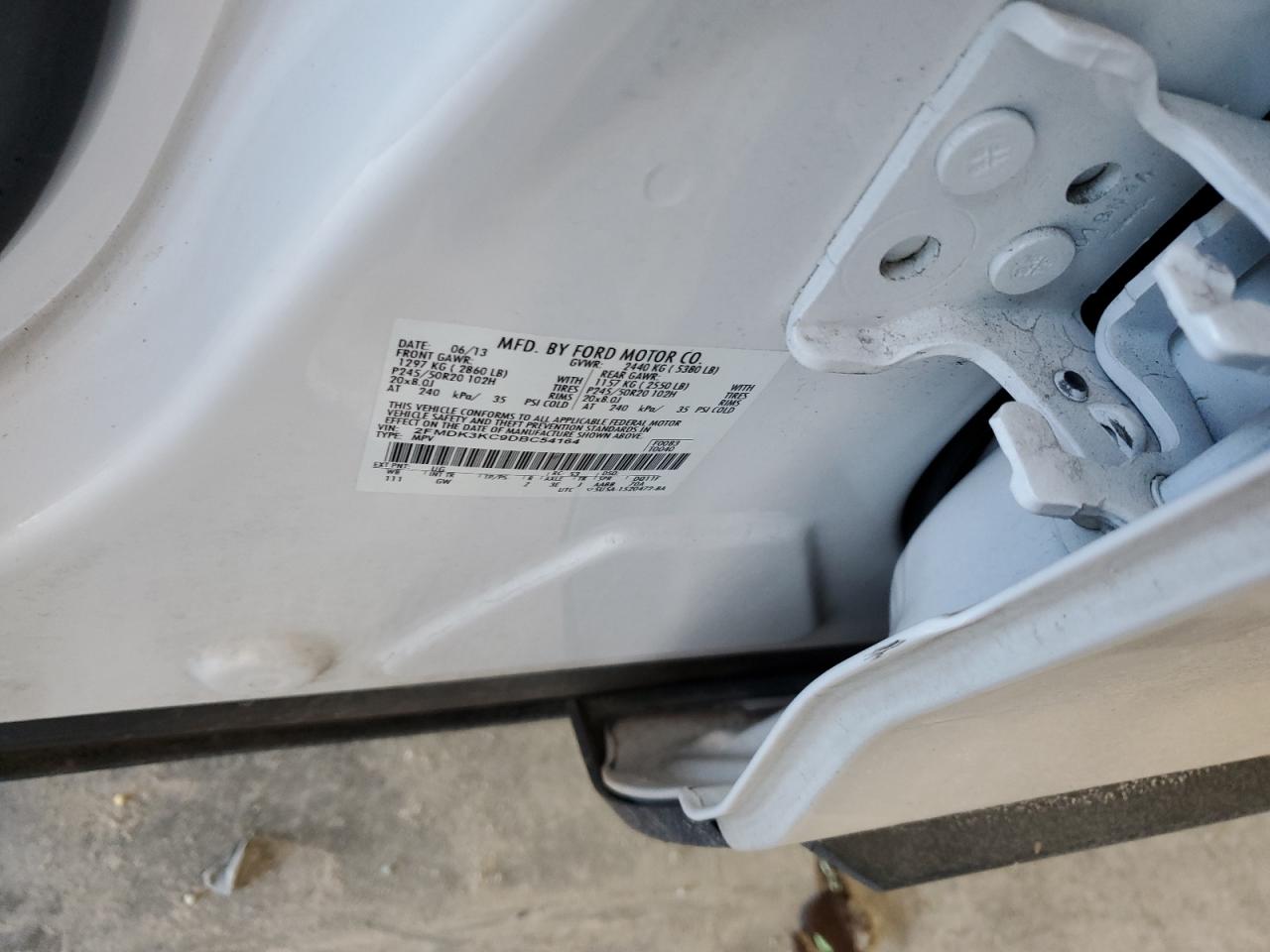 2013 Ford Edge - Image 13