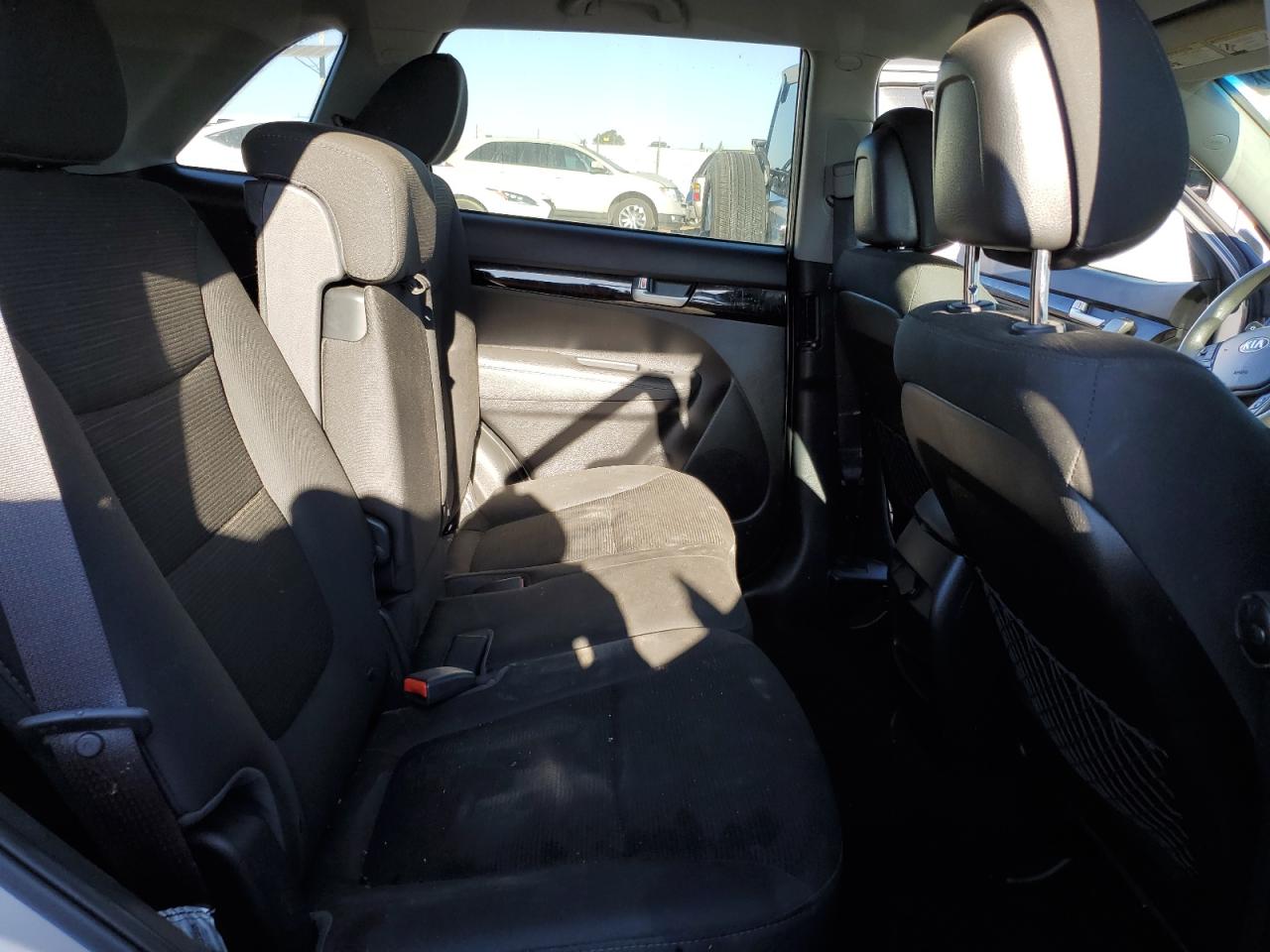 2015 Kia Sorento - Image 10