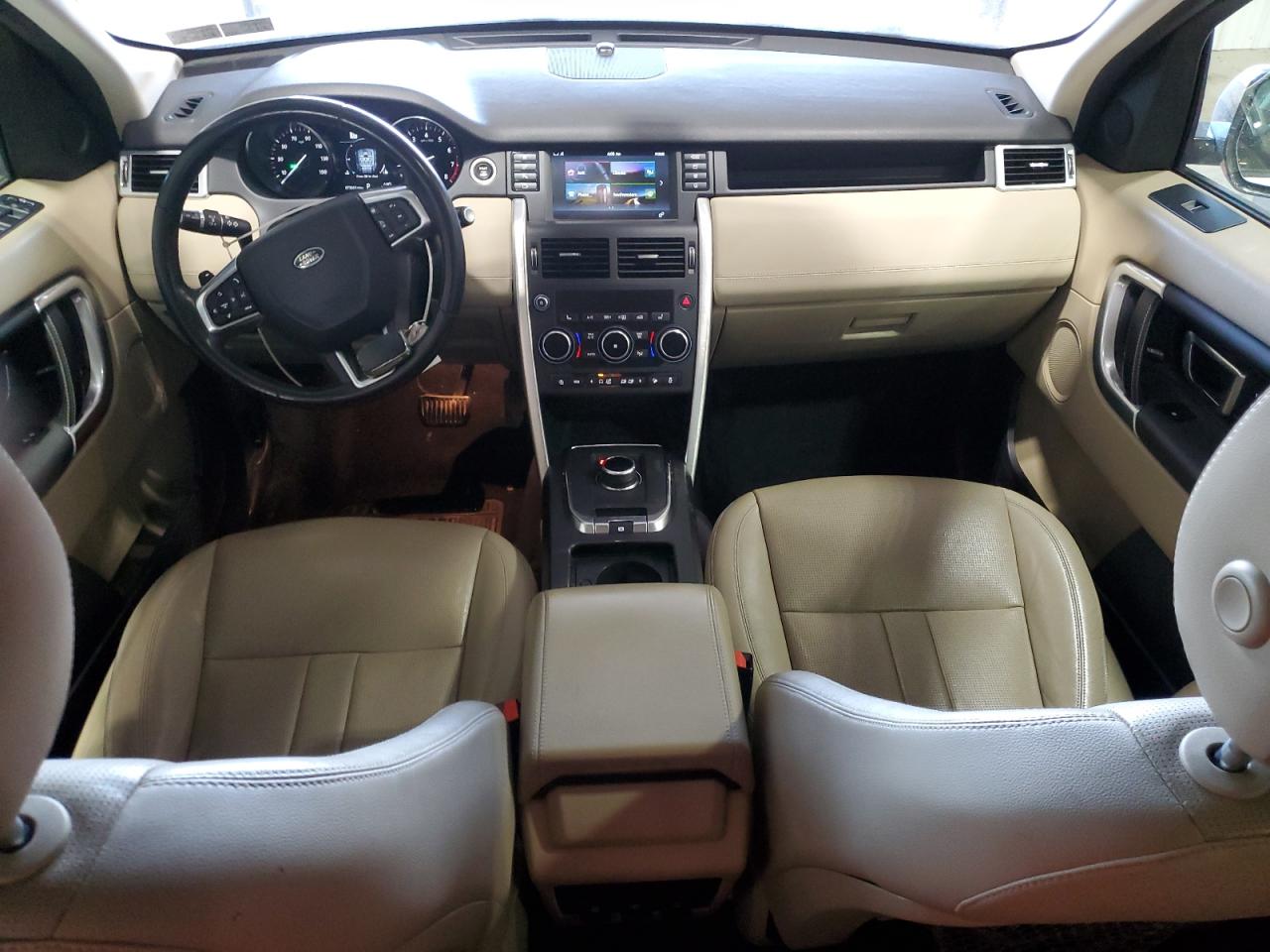 2018 Land Rover Discovery - Image 8