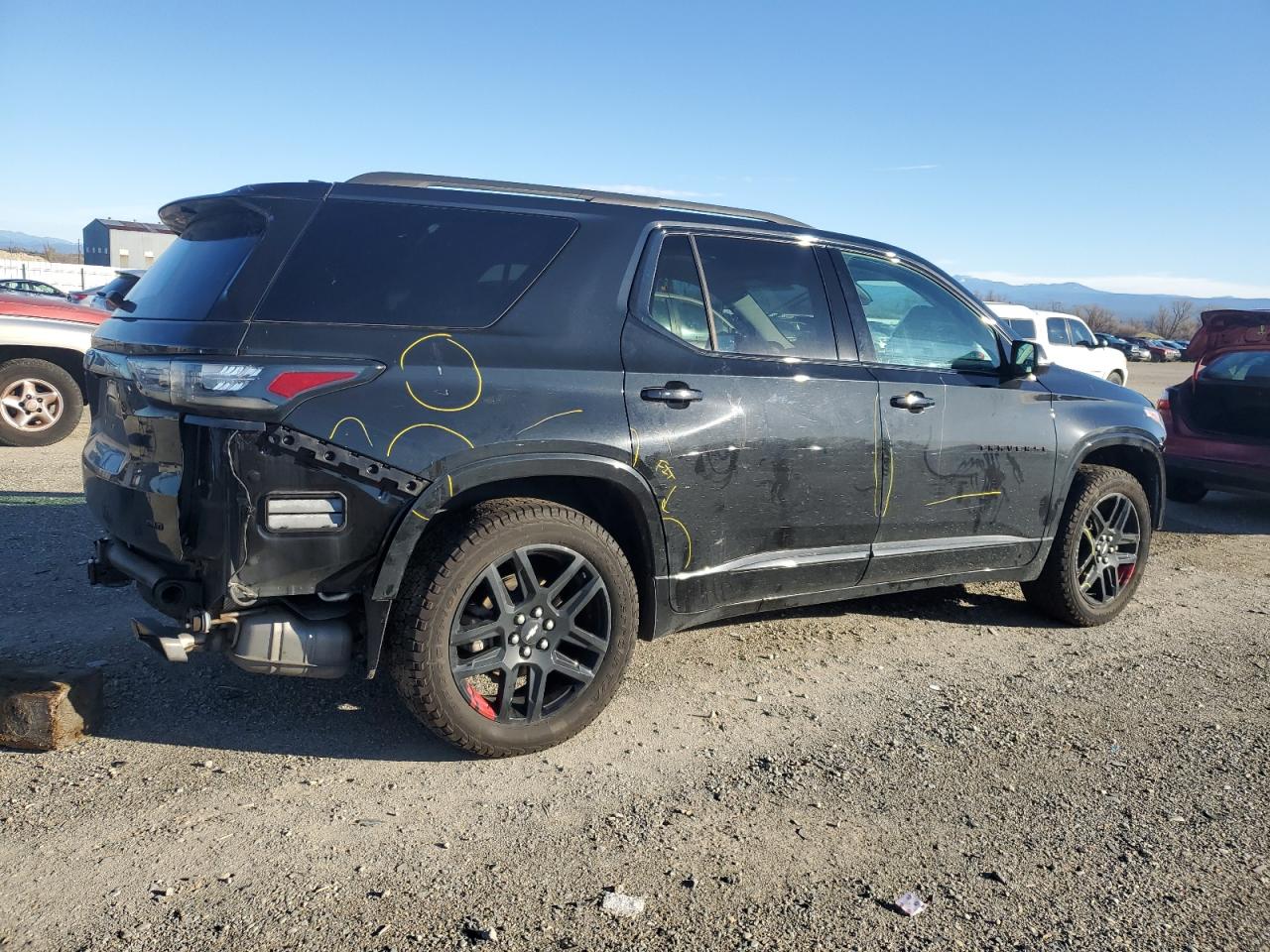 2020 Chevrolet Traverse - Image 3