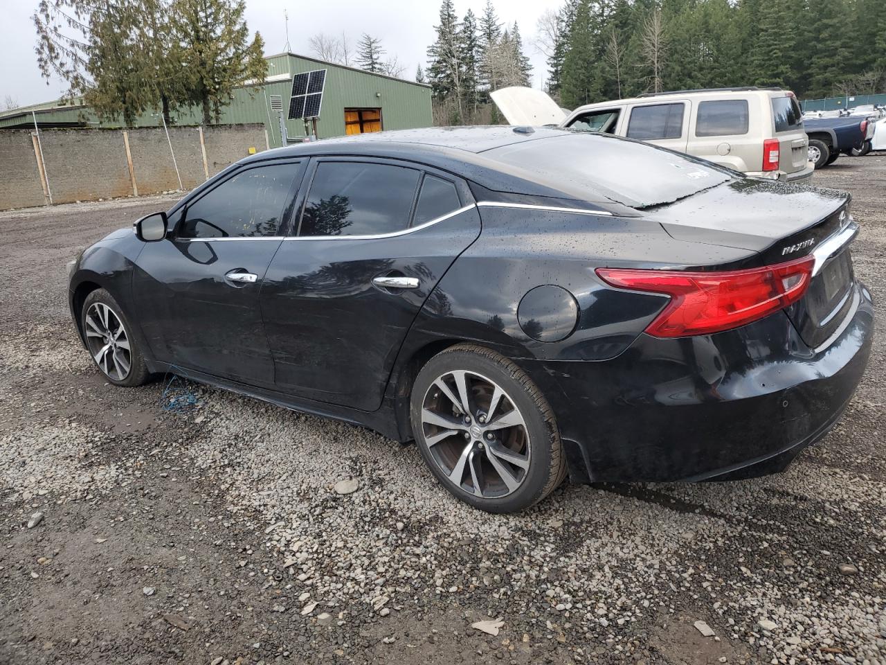 2018 Nissan Maxima - Image 2