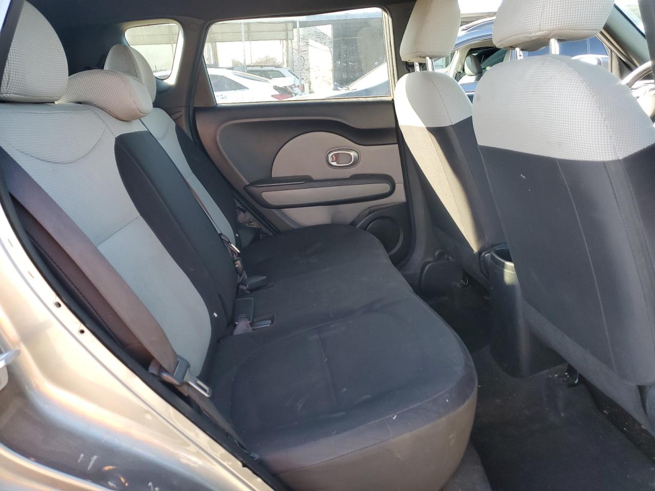 2015 Kia Soul - Image 11