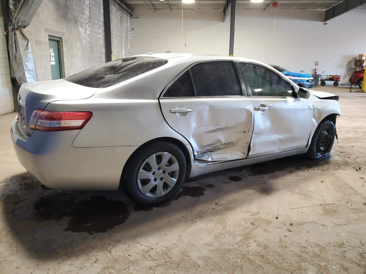 2011 Toyota Camry - Image 3