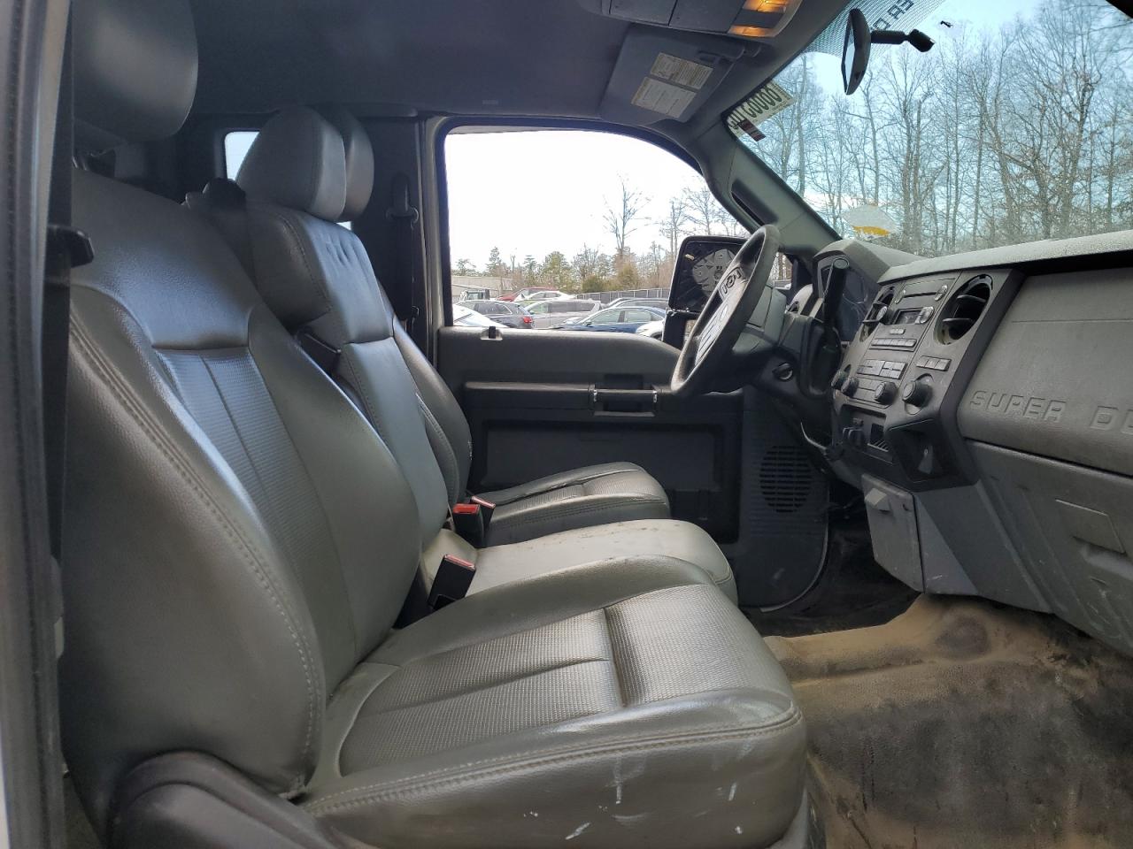 2012 Ford F250 - Image 10