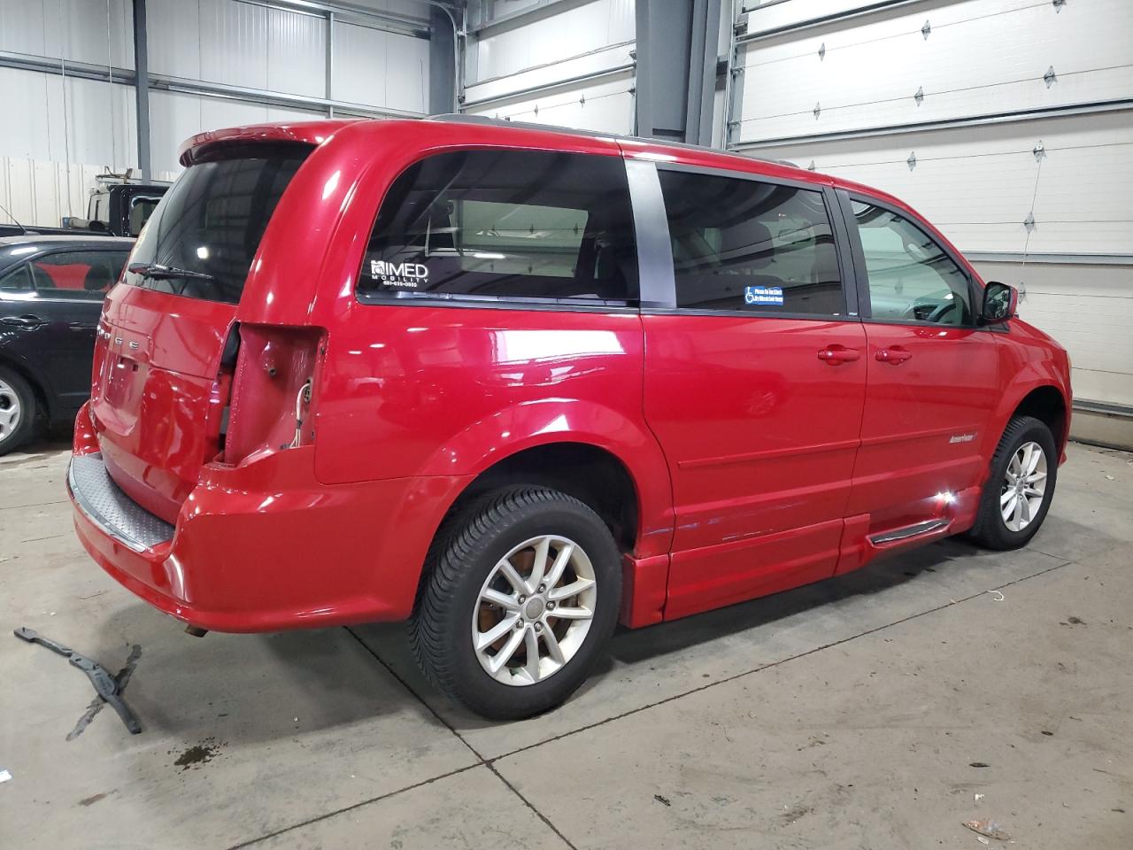 2014 Dodge Caravan - Image 3