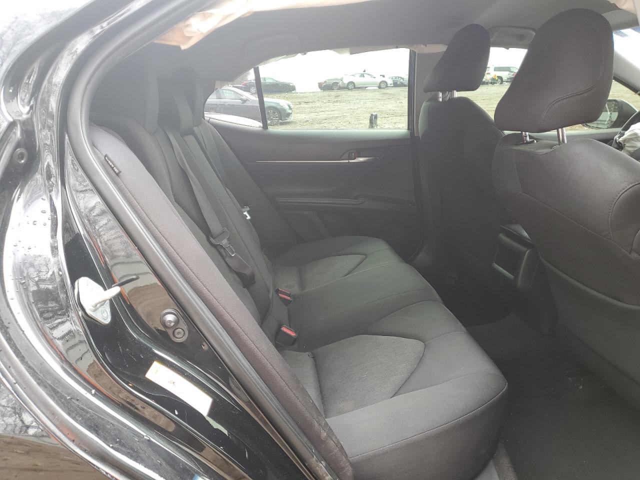 2018 Toyota Camry - Image 11