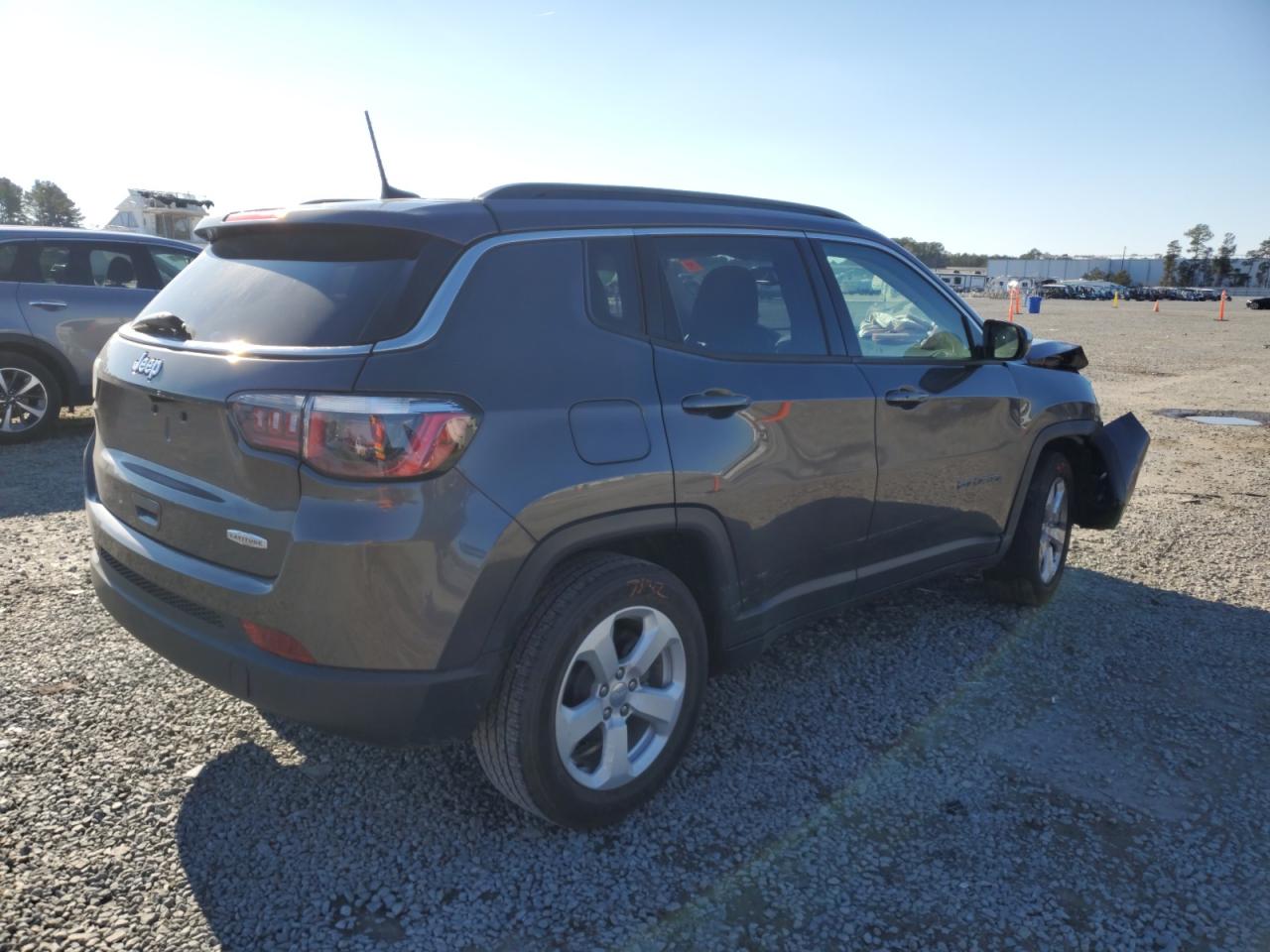 2020 Jeep Compass - Image 3