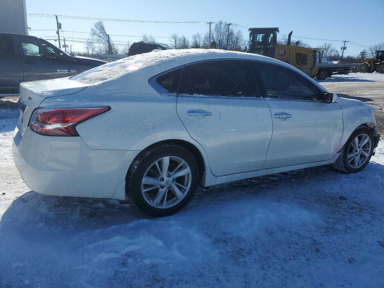 2015 Nissan Altima - Image 3