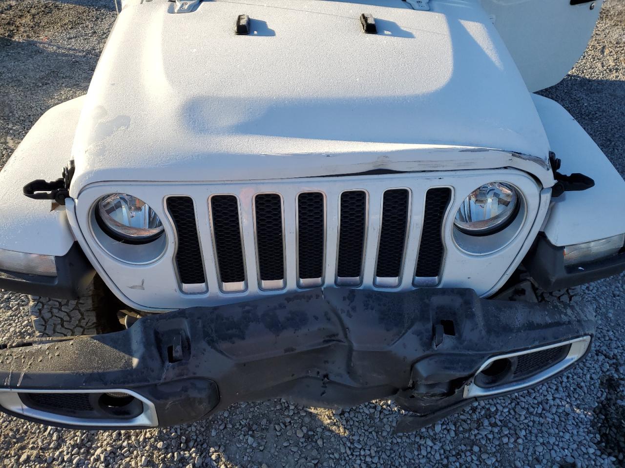 2019 Jeep Wrangler - Image 13