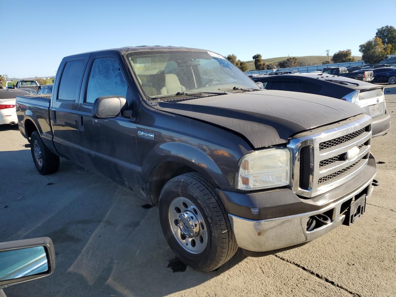 2005 Ford F250 - Image 4