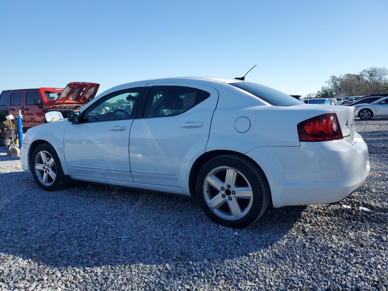 VIN 1C3CDZAB6DN712810 2013 DODGE AVENGER no.2